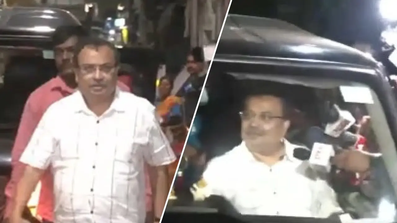 TMC's Kunal Ghosh Meets Mamata After 3-Hour CID Interrogation in Signature Forgery Case; Says, 'I Am Cooperating' TMC's Kunal Ghosh Meets Mamata After 3-Hour CID Interrogation in Signature Forgery Case; Says, 'I Am Cooperating'