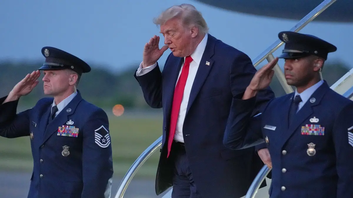 Trump Administration Warns Over 500 Hospitals For Failing To Disclose Treatment Costs Or Face $2 Million Penalties Trump Administration Warns Over 500 Hospitals For Failing To Disclose Treatment Costs Or Face $2 Million Penalties