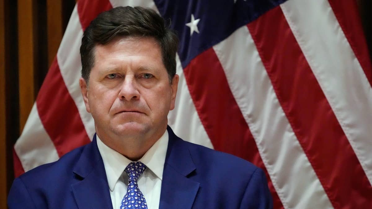 Trump Nominates Former SEC Chairman Jay Clayton As National Intelligence Chief After Pulte Pushback