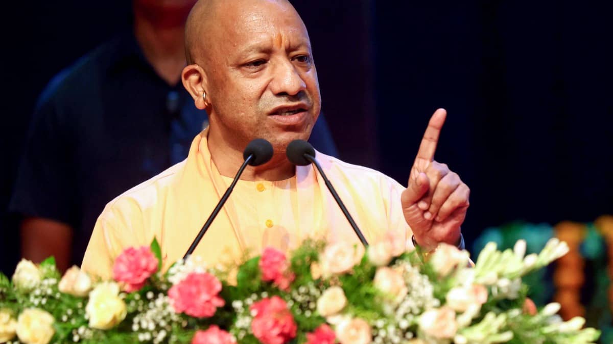 ‘Truth Will Clear in 15 Days’: CM Yogi Issues Ultimatum on Multi-Crore Ram Mandir Donation Scam During Ayodhya Project Launch
