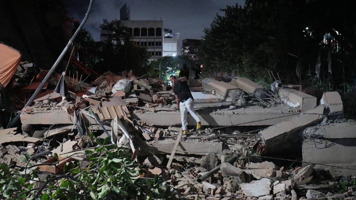 Twin Earthquakes In Venezuela: 7.5 Magnitude Tremor Rocks Venezuela After 7.1 Shock, Buildings Collapse In Caracas | WATCH