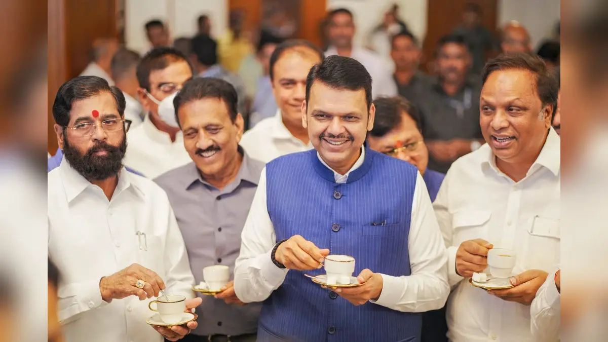 'Used ChatGPT To Write': Fadnavis Lambasts MVA For Boycotting Tea Session, Writing 6-Page Note To Raise Their Issues 'Used ChatGPT To Write': Fadnavis Lambasts MVA For Boycotting Tea Session, Writing 6-Page Note To Raise Their Issues