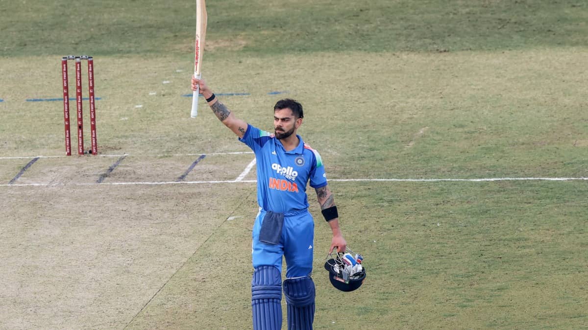 Virat Kohli celebrates his ODI century