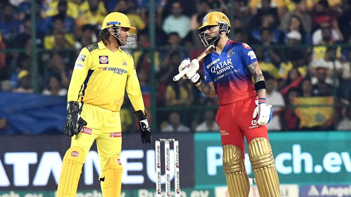 Parallel Drawn Between Roger Federer And MS Dhoni; Virat Kohli Compared To Carlos Alcaraz: 'It Looks Effortless Yet Very Powerful' Virat Kohli shares a light moment with MS Dhoni