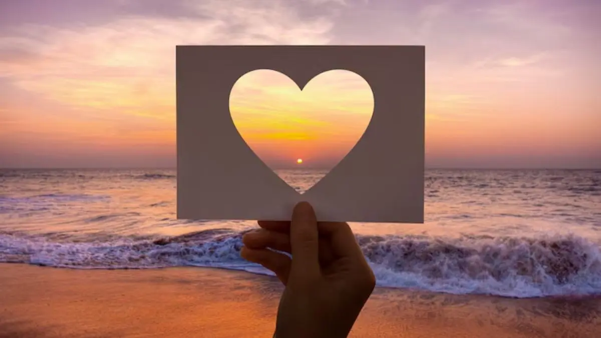 What Is June Theory? The Viral Relationship Concept Has Got People Anticipating Romance What is June Theory?
