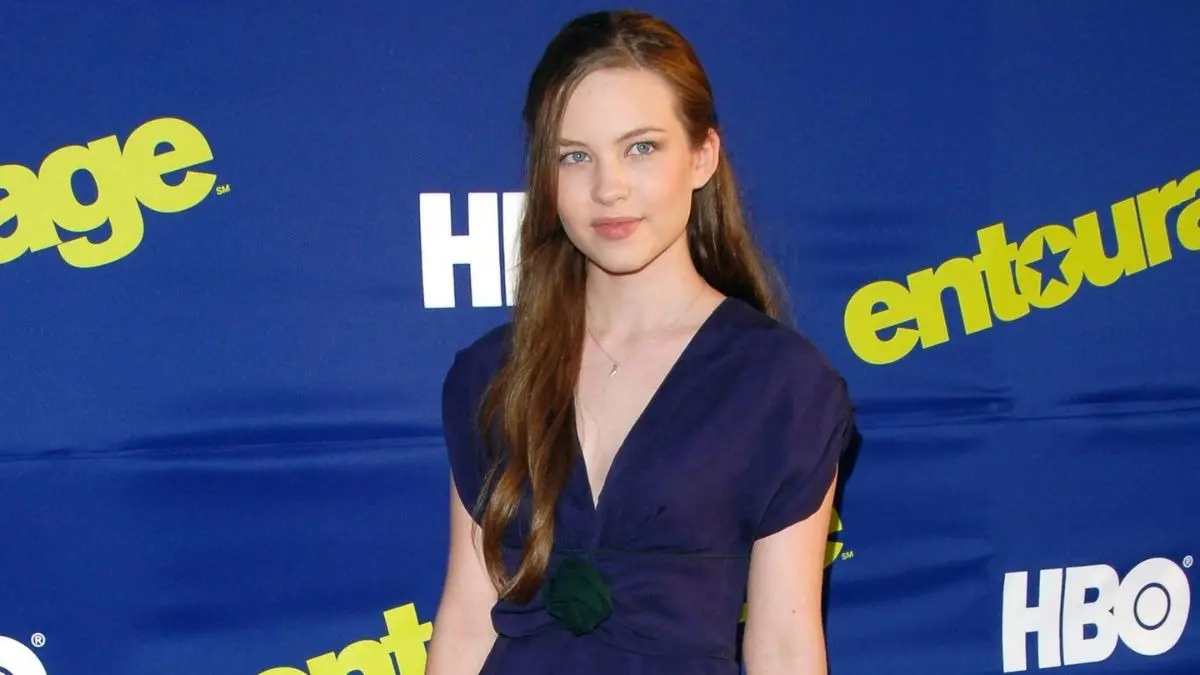 What Is Meningitis? A Life-Threatening Medical Condition That Led To Actress Daveigh Chase's Death What Is Meningitis? Life-Threatening Illness That Led To Daveigh Chase's Death