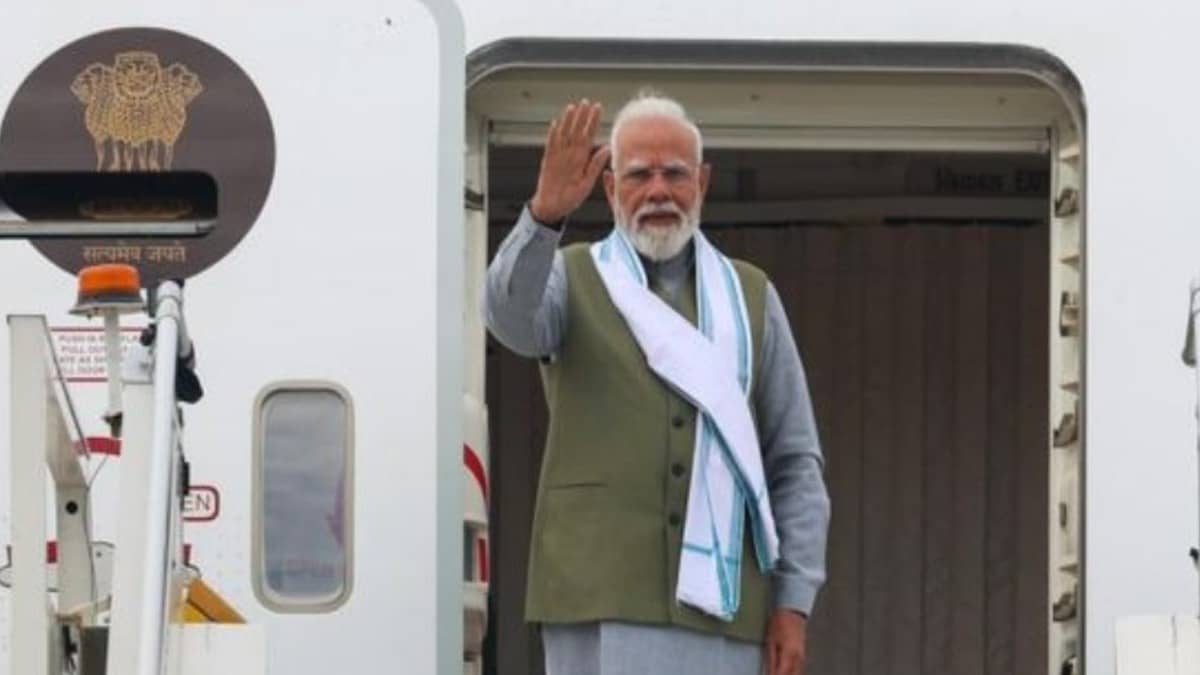 What to Expect from PM Modi's Visit to France and Slovakia?