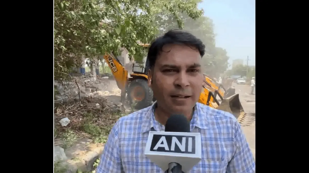 Alleged Illegal Two-Storey 'Mazar'-Like Structure Razed in Ghaziabad x