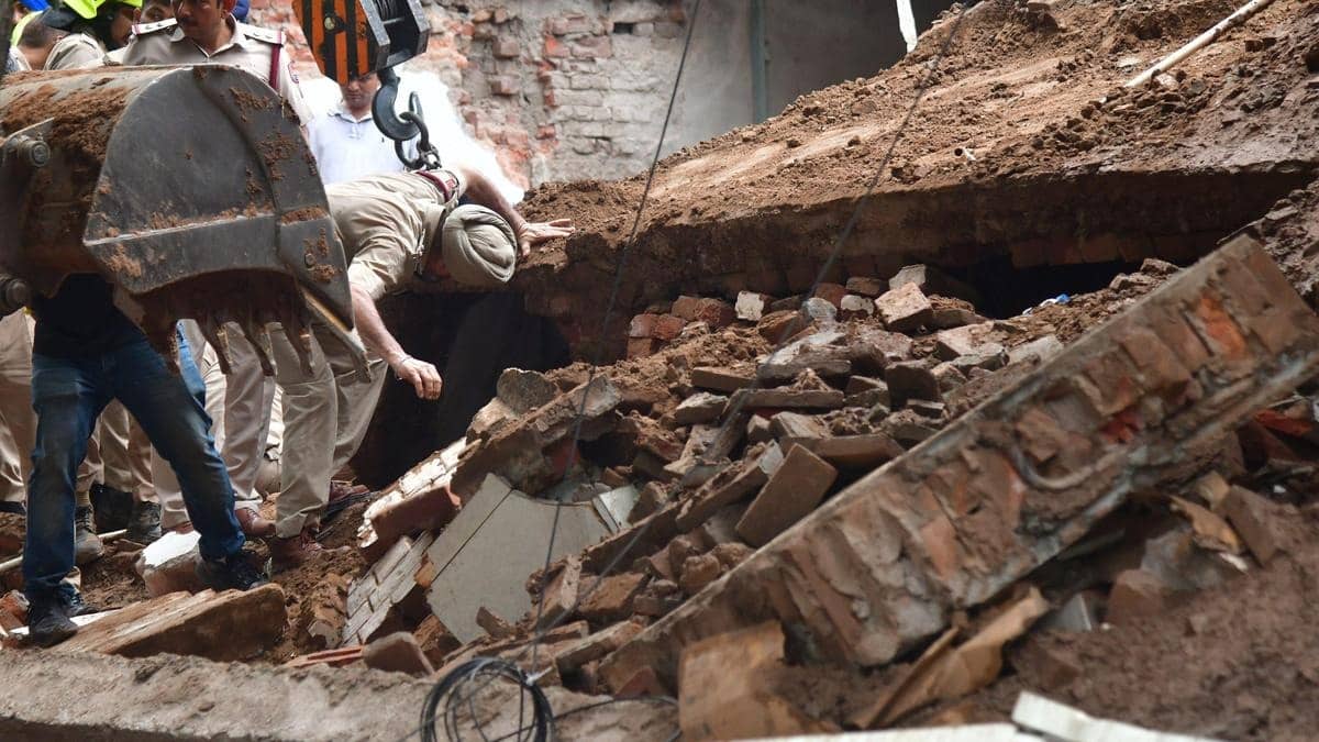 2 Killed, 3 Rescued After Building Collapses in Chandigarh's Industrial Area