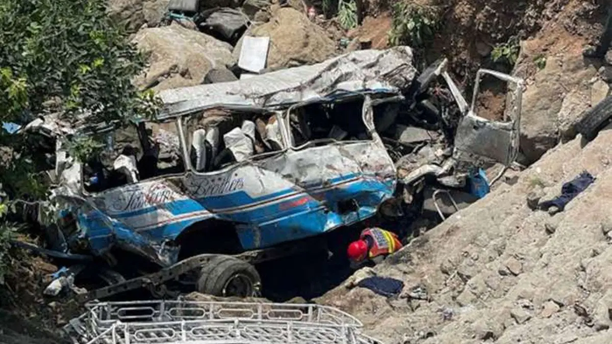 40 Dead, 8 Injured As Passenger Bus Plunges Into Ravine In Pakistan's Balochistan 40 Dead, 8 Injured As Passenger Bus Plunges Into Ravine In Pakistan's Balochistan
