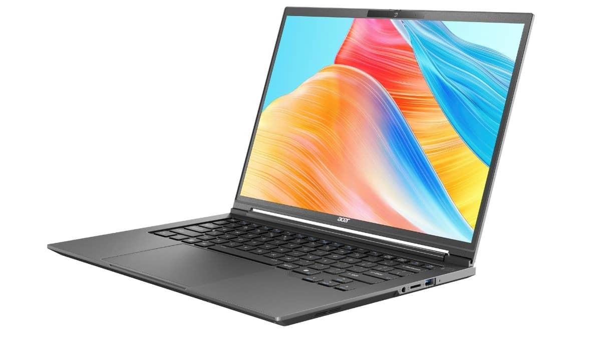 Acer TravelLite Business Laptop: एसर ने किया कमाल, मात्र 1.22 किलोग्राम के वजन में लॉन्च किया मिलिट्री ग्रेड फीचर्स वाला मजबूत लैपटॉप, जानिए फीचर्स