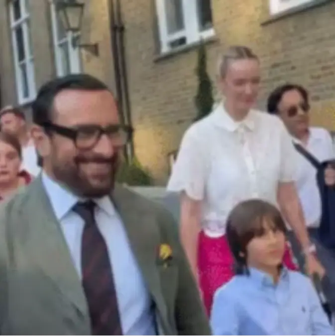 Akshay Kumar, Saif Ali Khan with Taimur at Lords