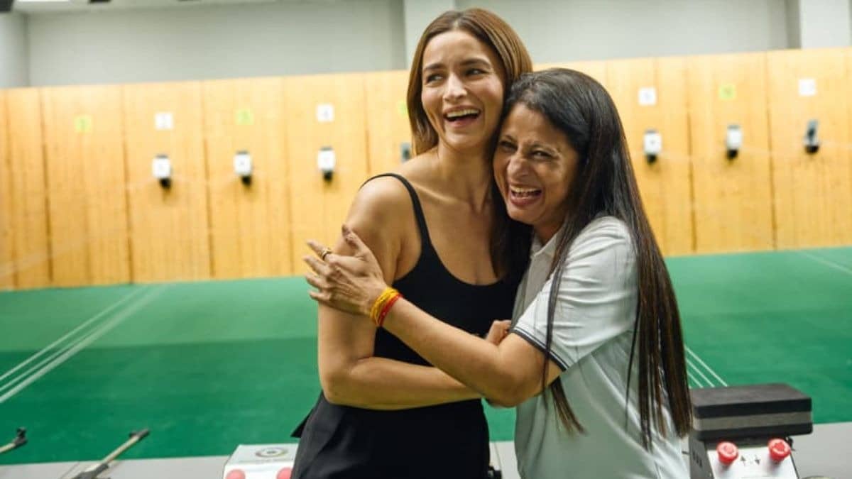Alia Bhatt Celebrates Spirit Of India's Real-Life Alphas