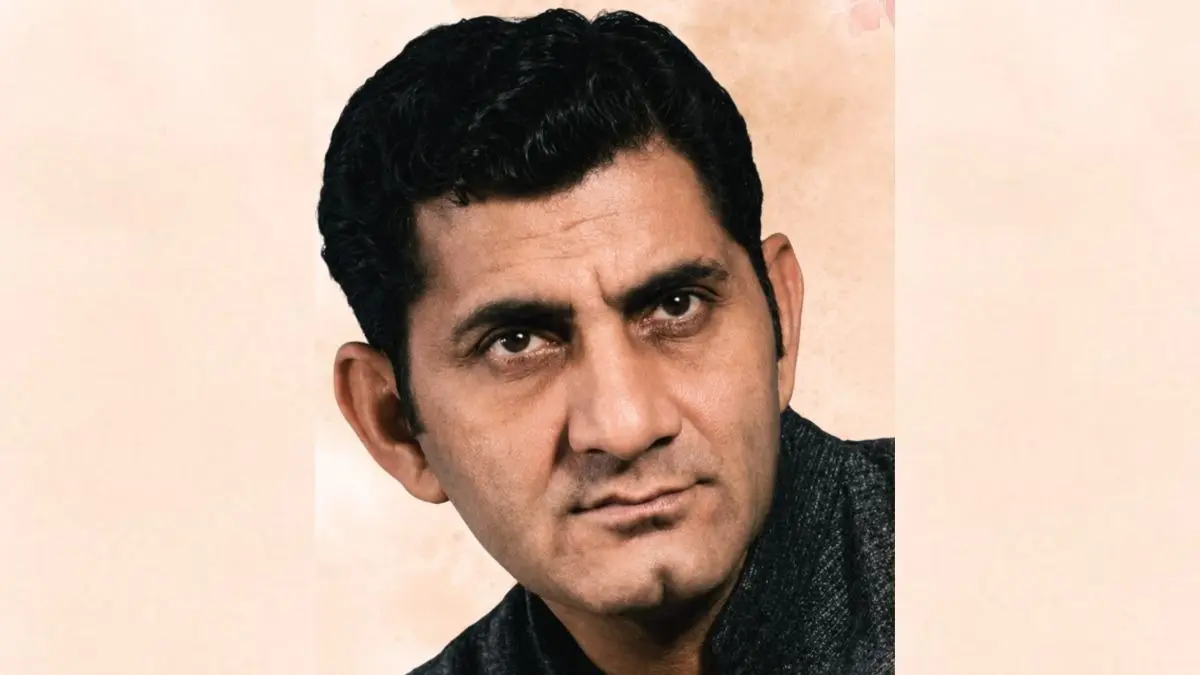 Anand Bakshi Birthday: 4000 से अधिक गीत लिखने वाले आनंद बक्शी भुलाये नहीं भूलते, करोड़ों लोगों के दिलों में देशभक्ति जगाने का भी किया काम anand bakshi