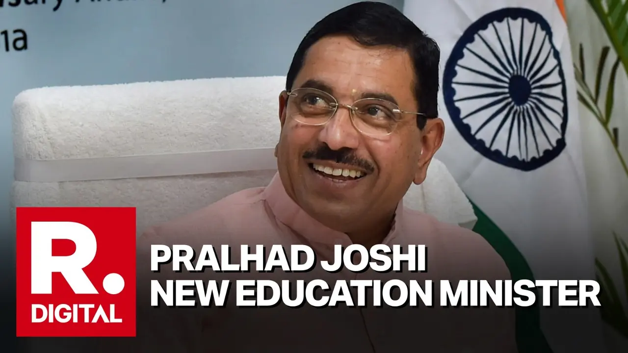 Pralhad Joshi Appointed As New Education Minister As President Accepts Dharmendra Pradhan's Resignation BREAKING: Pralhad Joshi Appointed As New Education Minister As President Accepts Dharmendra Pradhan's Resignation