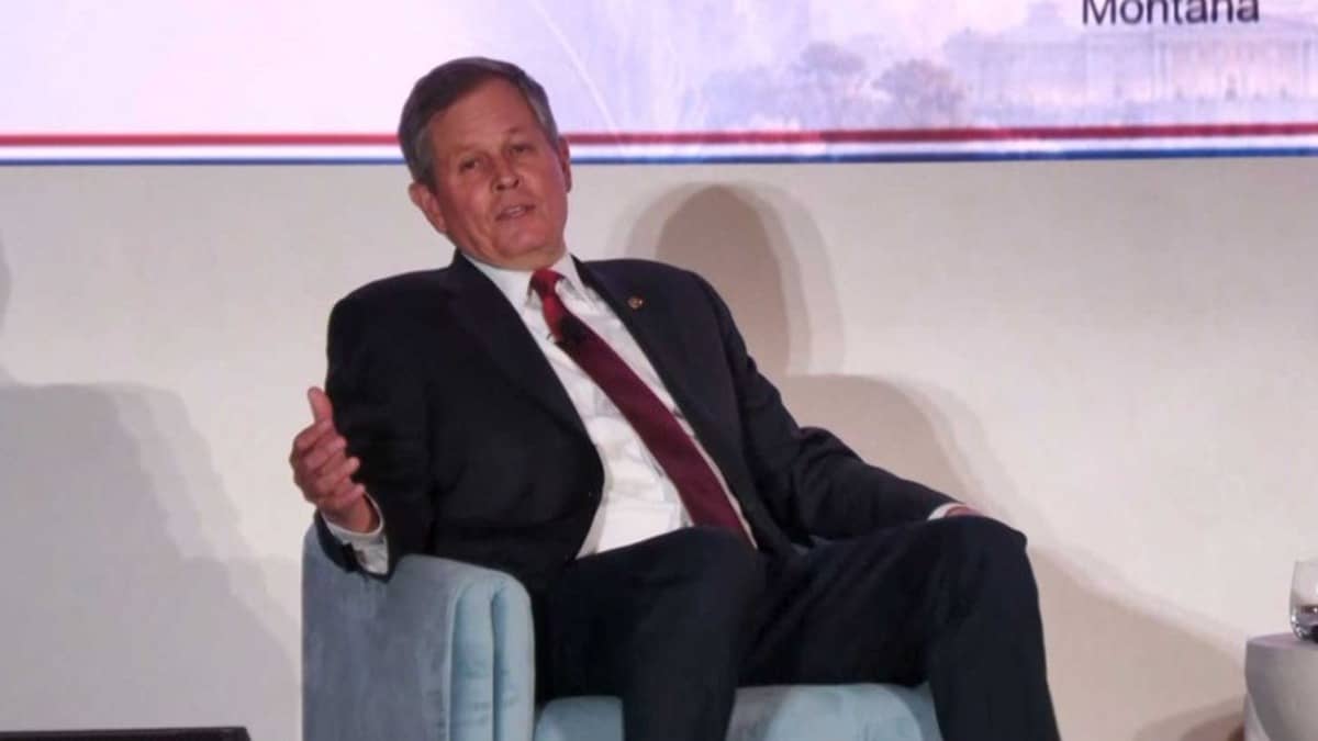 'Can Carry Phone To India, But Not China': US Senator Steve Daines Calls India 'Highly Trusted', Contrasts with China