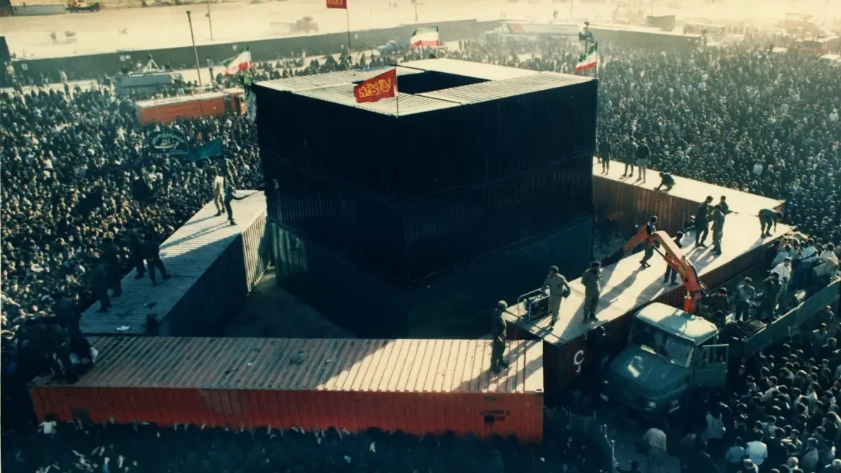 World's Largest Funeral: Chaos Halted Burial When 10 Million Mourners Flooded Tehran For Ayatollah Ruhollah Khomeini | A 1989 Flashback Chaos Halted Burial When 10 Million Mourners Flooded Tehran For Ayatollah Khomeini's Funeral - 1989 Flashback