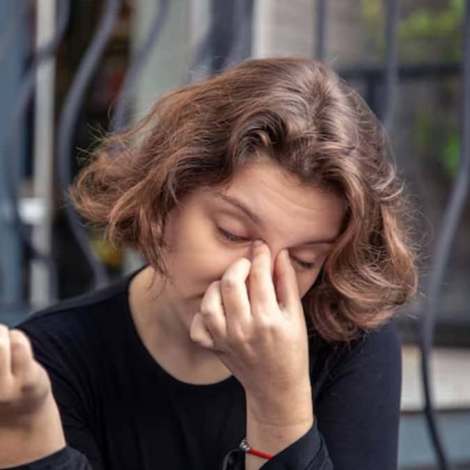 Conjunctivitis symptoms, causes and precautions 
