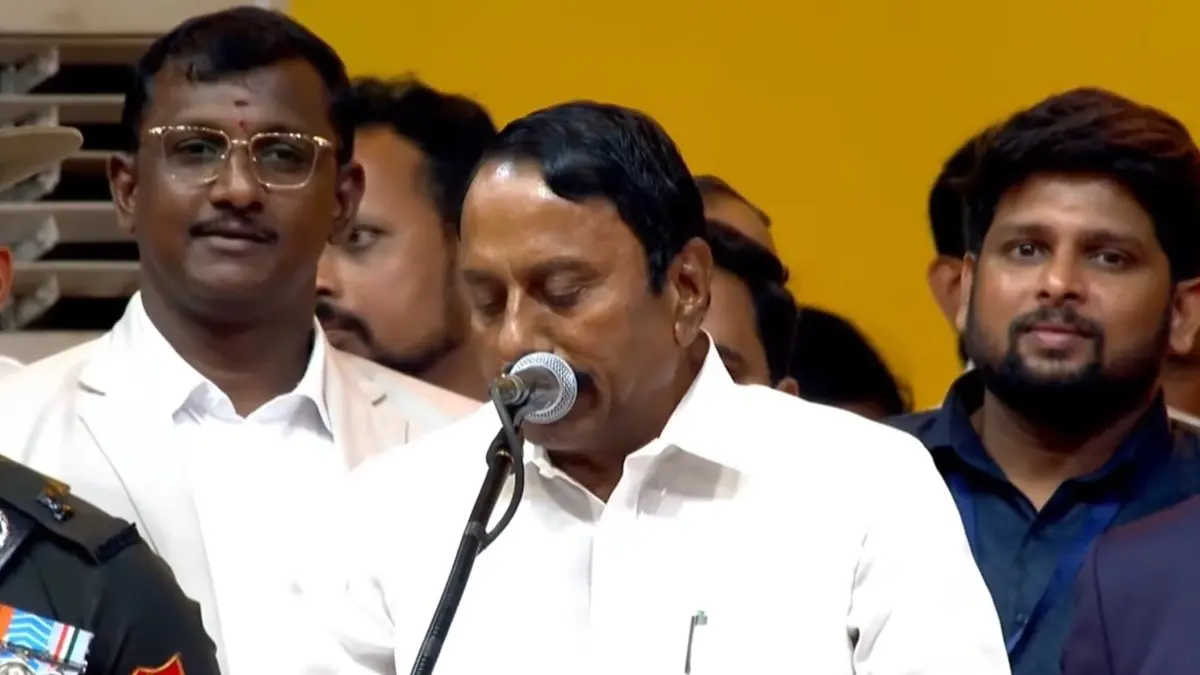‘Deliberate Attempt For Publicity’: Tamil Nadu Minister Sengottaiyan Hits Back At DMK, AIADMK Over Horse-Trading Charges ‘Deliberate Attempt For Publicity’: Tamil Nadu Minister Sengottaiyan Hits Back At DMK, AIADMK Over Horse-Trading Charges