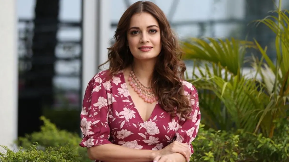 'ब्रेस्ट सर्जरी और लिप इंजेक्शन की सलाह सिर्फ मर्द देते हैं', दीया मिर्जा का छलका दर्द, कहा- बाहरी सुंदरता के पीछे छिप गया है असली सुकून Diya Mirza