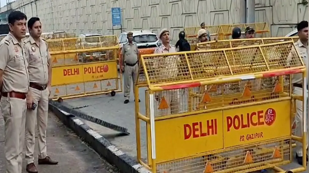 'Do Not Share Rumours': Delhi Police Warn Strict Legal Action Against Misinformation Over Jantar Mantar Protest 'Do Not Share Rumours': Delhi Police Warn Strict Legal Action Against Misinformation Over Jantar Mantar Protest