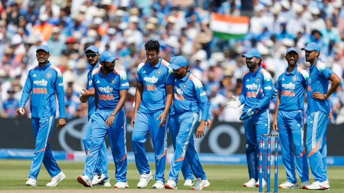 IND vs ENG ODI: बर्मिंघम में भारतीय गेंदबाजों का कहर, 80 रन पर अंग्रेजों की आधी टीम लौटी पवेलियन England vs India 1st ODI