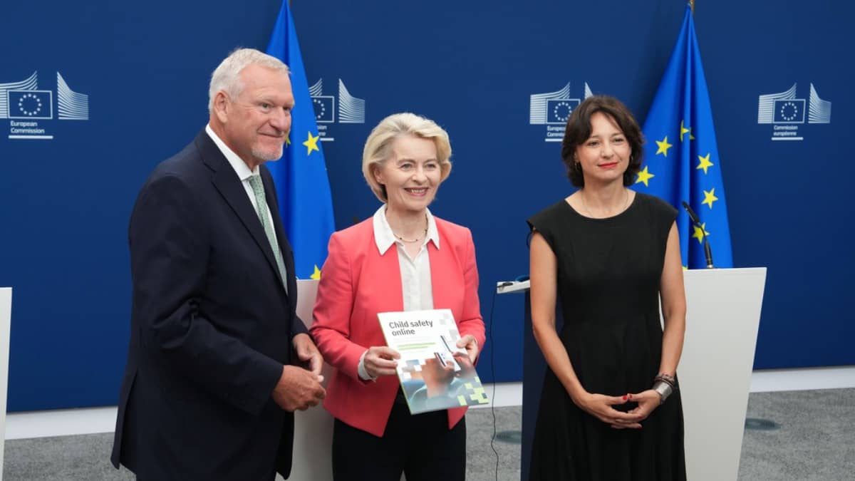 European Commission President Ursula von der Leyen, center, poses with co-chairs of the Special Panel Maria Melchior, right, and Jörg M. Fegert during a report on children's safety online at EU headquarters in Brussels, Monday.