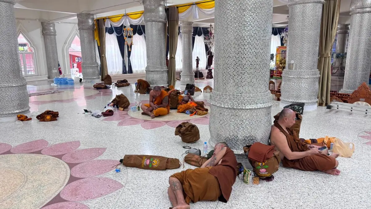 Horrifying CCTV Footage Shows 11-Year-Old Driver's Truck Running Over Buddhist Monks In Thailand, 10 Killed Horrifying CCTV Footage Shows 11-Year-Old Driver's Truck Running Over Buddhist Monks In Thailand, 10 Killed
