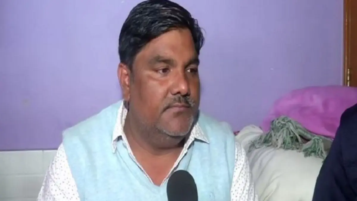 BREAKING: अंकित शर्मा केस में AAP के पूर्व पार्षद समेत 5 दोषी करार, कोर्ट में फूट-फूटकर रोने लगा ताहिर हुसैन, दिल्ली दंगे के दौरान हुई थी हत्या IB official Ankit Sharma murder case Tahir Hussain