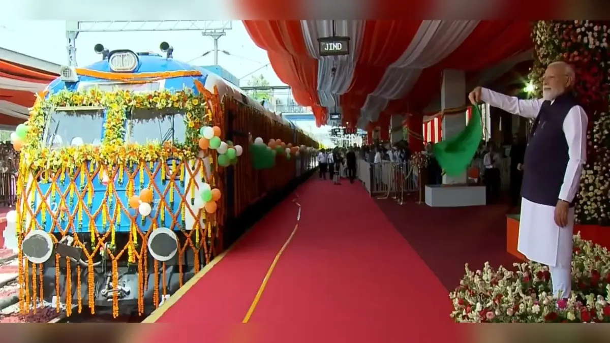 India’s First Hydrogen Train Starts Journey: 89-km Jind-Sonipat Route, 12 Stations, Zero Emissions: Here’s What You Should Know India’s First Hydrogen Train Starts July 17: 89-km Jind-Sonipat Route, 12 Stations, Zero Emissions: Here’s Everything You Need To Know