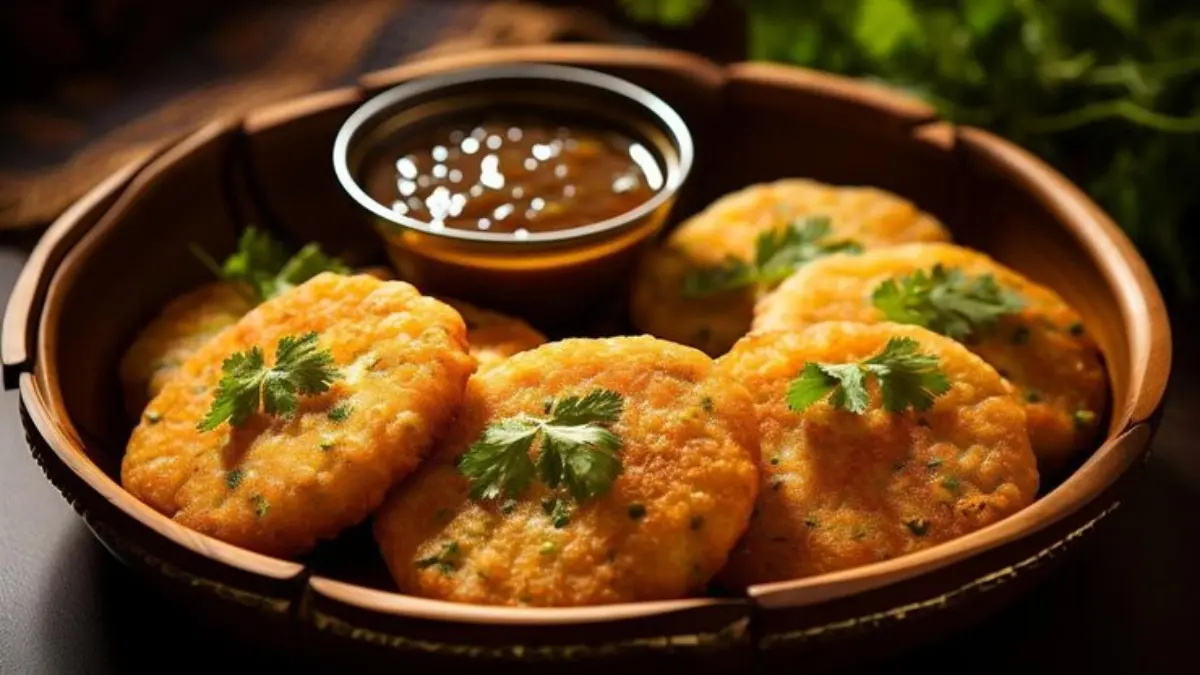 Banarasi Kachori Sabzi Recipe: Steps To Make This No Garlic, No Onion, No Tomato Iconic Breakfast Dish At Home Kachori Sabzi recipe
