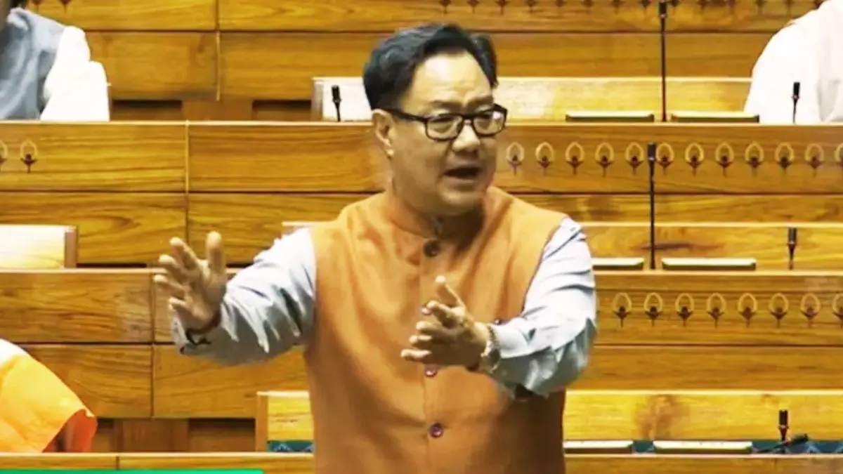 'तारीख और समय तय करें विपक्ष, पेपर लीक पर चर्चा के लिए तैयार सरकार', सदन में हंगामे के बीच किरेन रिजिजू ने फिर दोहराया Kiren Rijiju