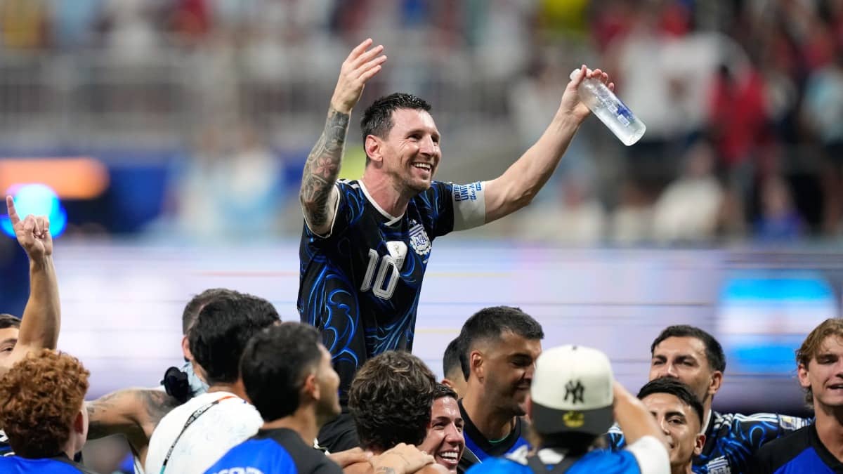 Lionel Messi celebrates after Argentina beat England