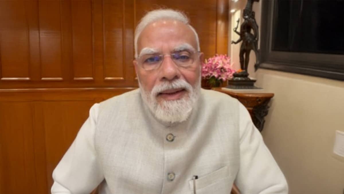 मां को गालियां देने पर आधी रात PM Modi ने पोस्ट किया वीडियो
