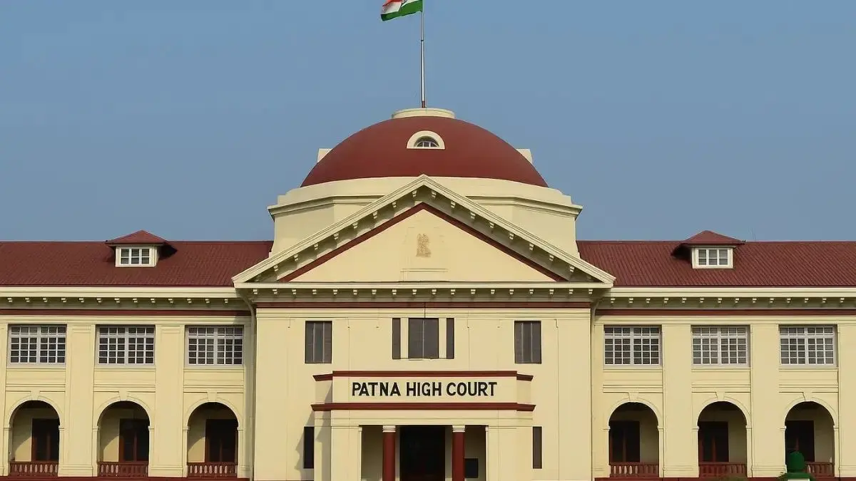 मिलॉर्ड! जब जज ही नहीं करेंगे सम्मान, तो कैसे बढ़ेगा बेटियों का मान patna high court verdict grabbing breast not rape attempt supreme court slams opinion