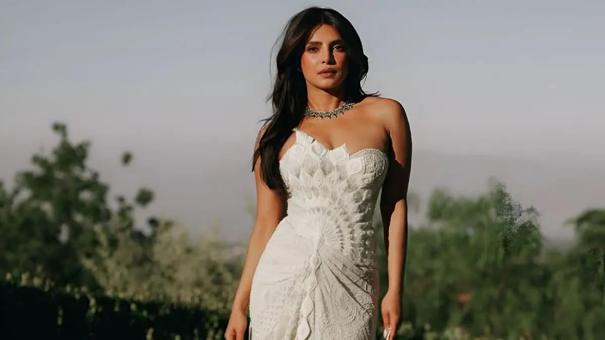 Priyanka Chopra: प्रियंका चोपड़ा का जन्मदिन का जश्न खत्म होने के बाद उमड़ा प्यार, सोशल मीडिया पर शेयर किया दिल को छू लेने वाला नोट Priyanka Chopra