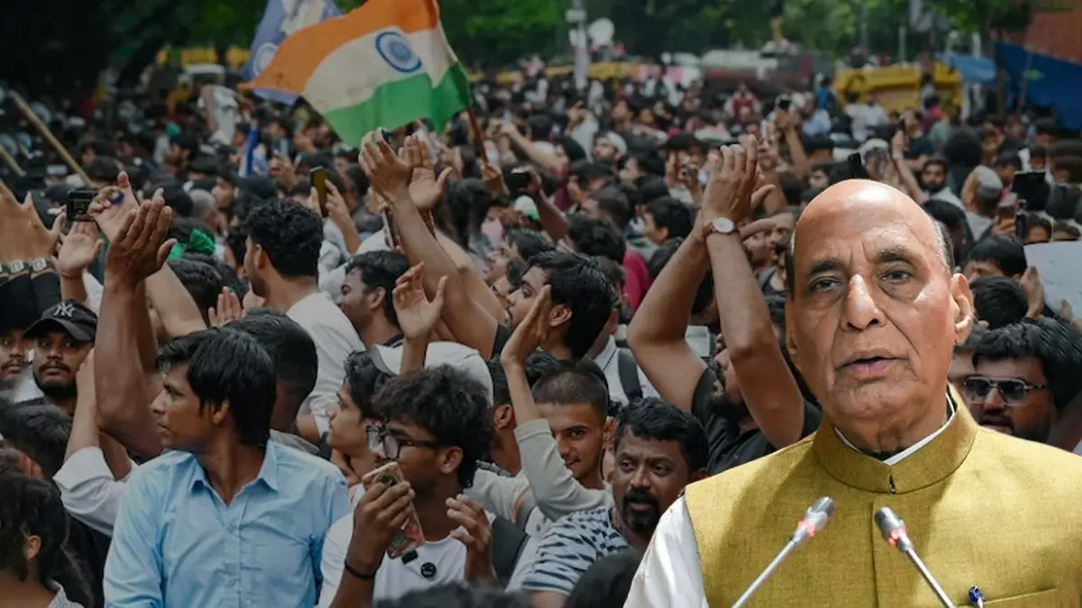 Rajnath Singh Accuses Oppn of 'Using Students as Political Tool' & Manufacturing Anger; Vows Justice for Youth Rajnath Singh Accuses Oppn of 'Using Students as Political Tool' & Manufacturing Anger; Vows Justice for Youth