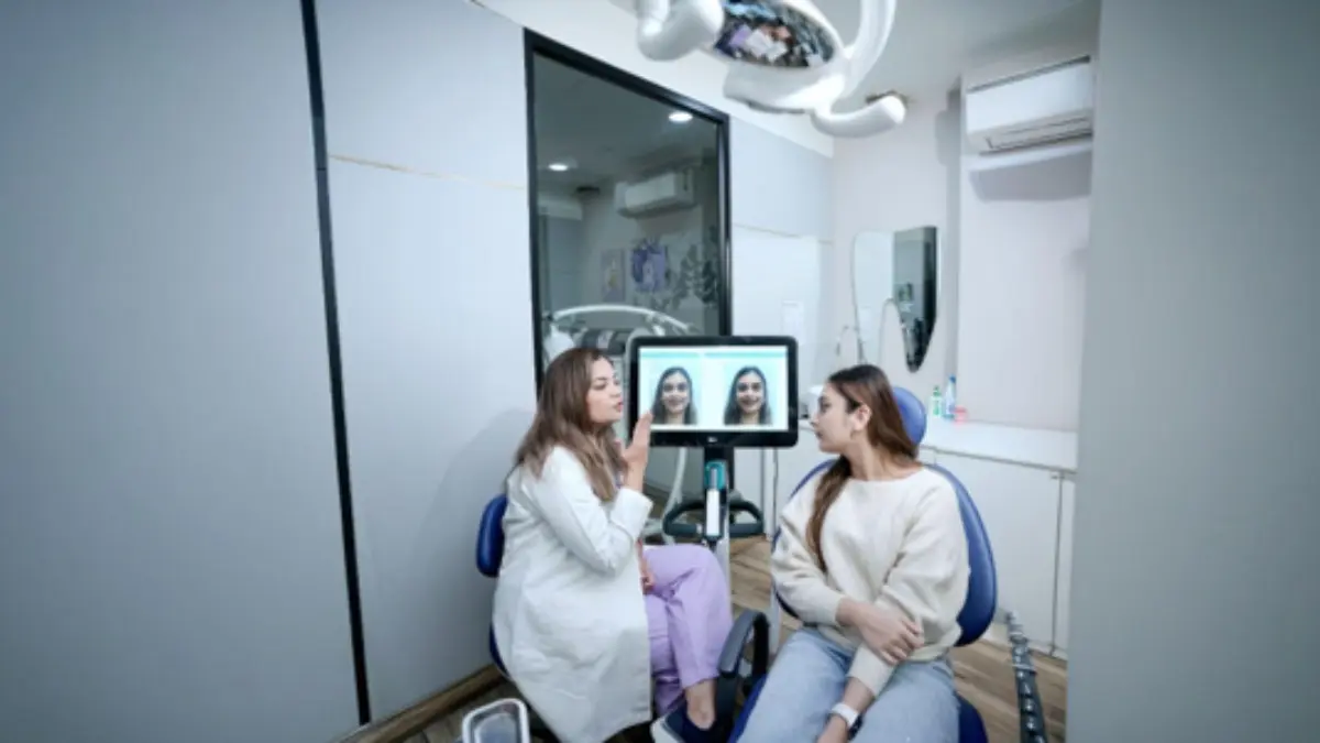 Top 5 Reasons Working Professionals Are Switching to Clear Aligners Over Traditional Braces Top 5 Reasons Working Professionals Are Switching to Clear Aligners Over Traditional Braces