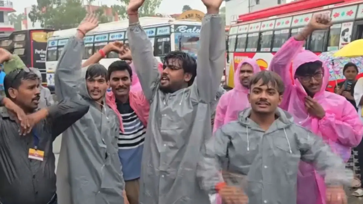 ‘Track Safe For Pilgrims’: Vaishno Devi Yatra Resumes After 6-Day Weather-Induced Suspension ‘Track Safe For Pilgrims’: Vaishno Devi Yatra Resumes After 6-Day Weather-Induced Suspension