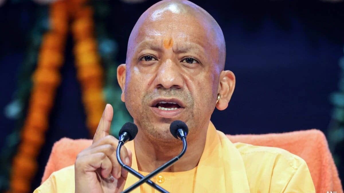 uttar-pradesh-transformed-into-state-of-celebrations-utsav-pradesh-cm-yogi-adityanath-on-r-bharat-uchaaiyon-par-up-listing-achievements