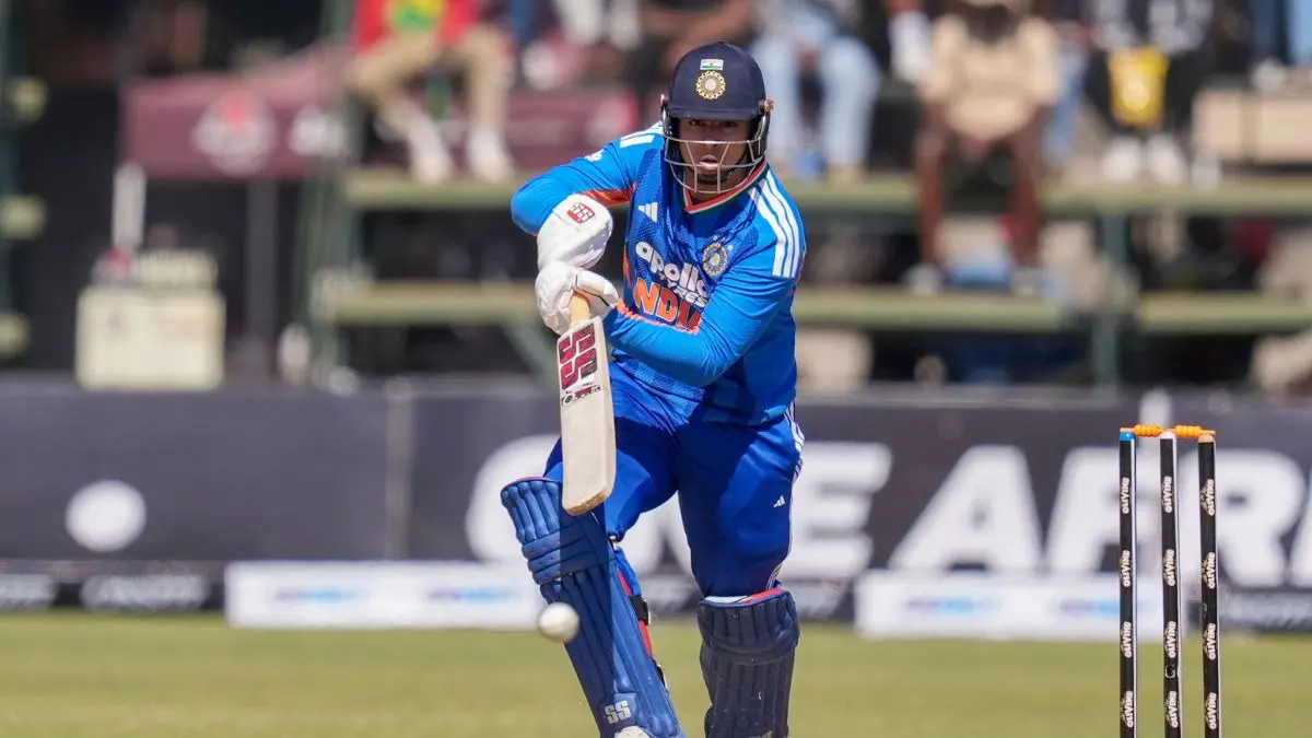 वैभव सूर्यवंशी का तहलका: 230 पायदान की लगाई लंबी छलांग, ICC T20 रैंकिंग के टॉप-50 में एंट्री वैभव सूर्यवंशी का तहलका: ICC T20 रैंकिंग में 230 पायदान की लंबी छलांग