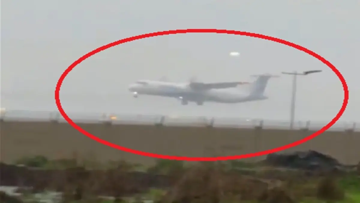 Chilling Moment Caught On Camera: Heavy Downpour Forces IndiGo ATR To Abort Landing And Climb Back At Navi Mumbai Airport | WATCH Viral Video: IndiGo ATR Performs Go-Around At Navi Mumbai Airport Amid Torrential Rain