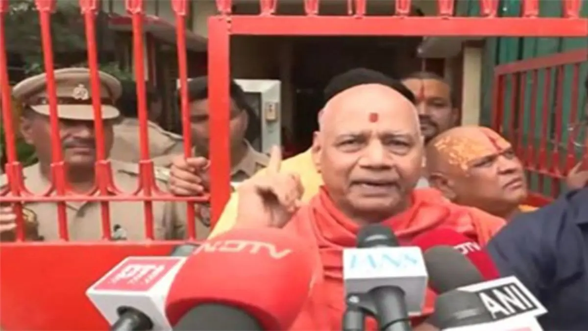 ‘Will Address The Press’: Ram Temple Trust Treasurer Govind Dev Giri Refuses To Talk Before Key Meeting ‘Will Address The Press’: Ram Temple Trust Treasurer Govind Dev Giri Refuses To Talk Before Key Meeting