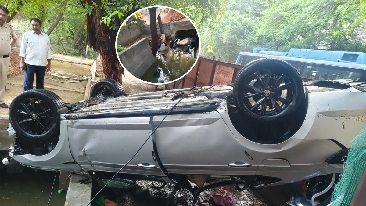 Delhi Car Crash: Army Officer's Son Dies as Car Veers Off Road & Plunges Into Drain in Vasant Kunj X