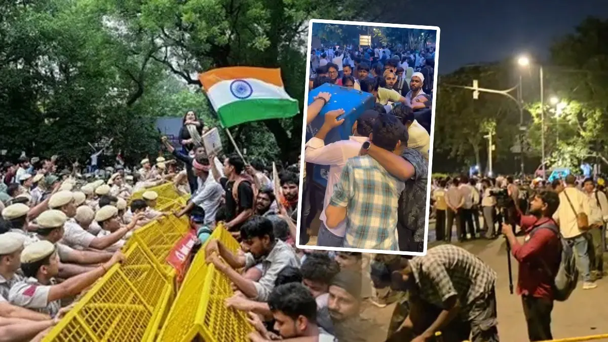 Delivery Worker Swarmed & Robbed Of Pizza by Crowd Near Jantar Mantar Amid CJP Protest | WATCH X