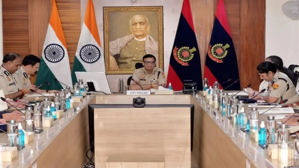 15 अगस्त से पहले राजधानी में होगी चप्पे-चप्पे पर निगरानी, दिल्ली पुलिस मुख्यालय में स्वतंत्रता दिवस की सुरक्षा को लेकर हुई हाई लेवल मीटिंग 15 अगस्त से पहले हाई लेवल मीटिंग