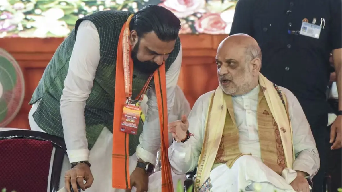 Home Minister Amit Shah Speaks to Bihar CM Amid Flood Threat Following Heavy Rain, Glacier Burst in Nepal Amit Shah speaks to Bihar CM amid flood threat following heavy rain, glacier burst in Nepal