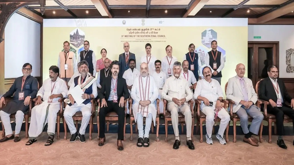 Amit Shah Urges CMs To Show 'Greater Sensitivity' Towards Rape of Women, Children; Flags School Dropouts, Malnutrition Amit Shah Urges CMs To Show 'Greater Sensitivity' Towards Rape of Women, Children; Flags School Dropouts, Malnutrition