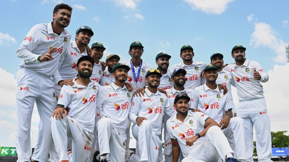 Bangladesh players celebrated their win