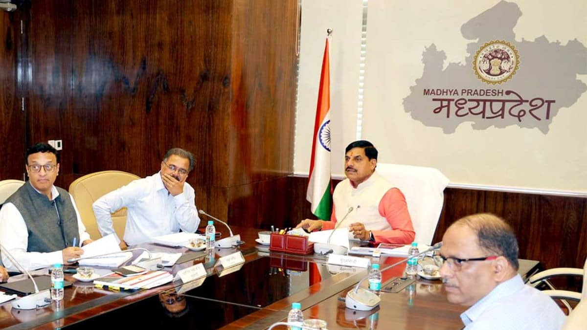 BJP dissolves district unit Datia MP